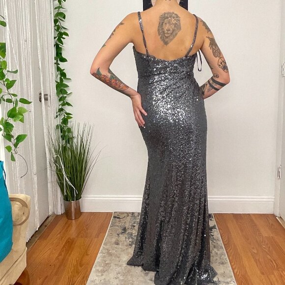 La Femme Spaghetti Strap Sequin Maxi Dress Size 6 Dark Grey - Picture 5 of 5